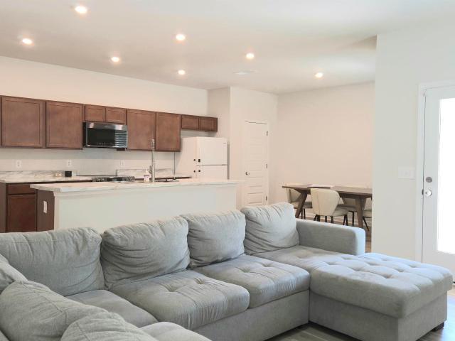 5307 Cedar Ridge Road