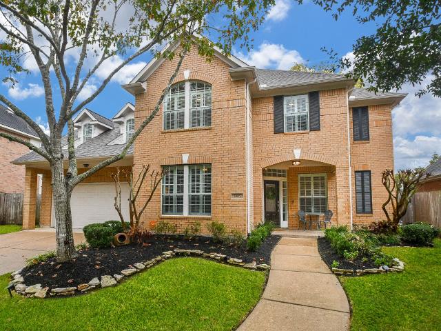 5307 Portage Rock Lane