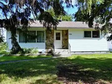 5308 52Nd Avenue, Mannville, AB, T0B 2W0 house for sale Lis.