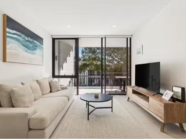 5309/34 Wellington Street, Bondi Beach Apartment for rent Lis.