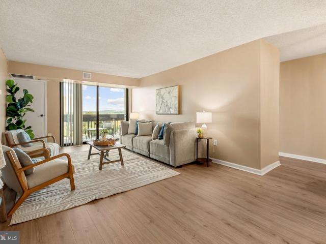 5300 Holmes Run Parkway # 812
