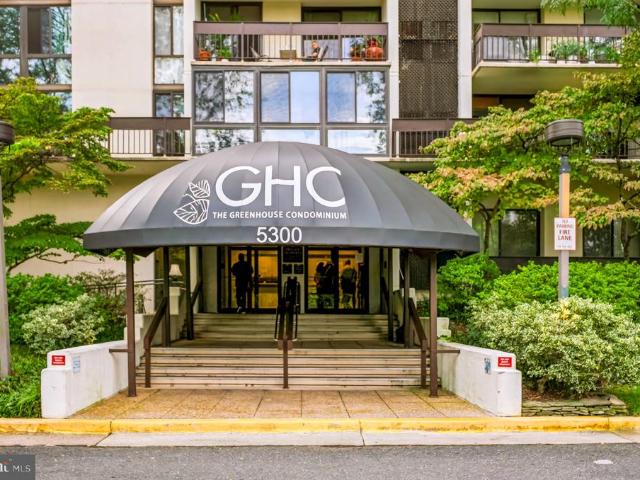 5300 Holmes Run Parkway # 1005