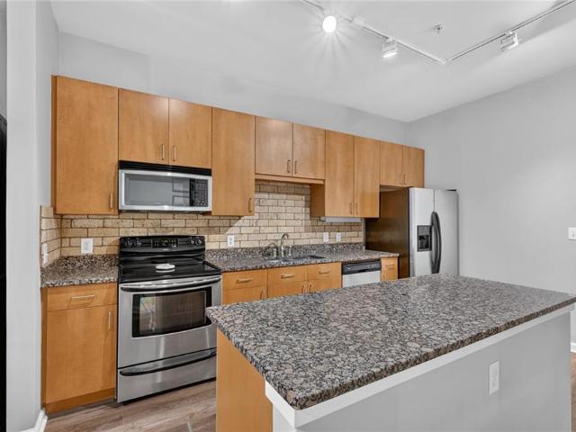 5300 Peachtree Road 1211