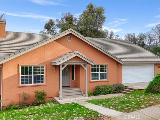 5301 Farfalla Circle