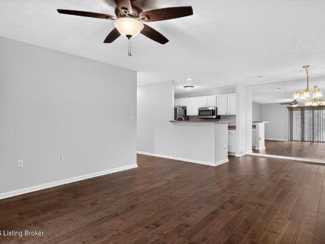 5301 Pacer Ln APT 102