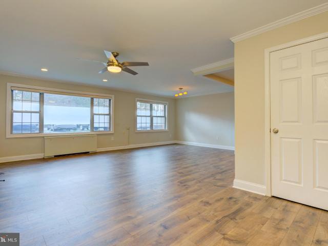 5301 Westbard Cir, Unit 208, Bethesda, MD 20816 | MLS #MDMC2216