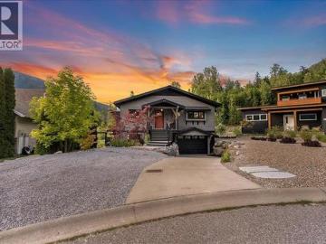 530 Foster Place, Nelson, BC, V1L 7A9 house for sale | Listing ID 10389 | Royal LePage