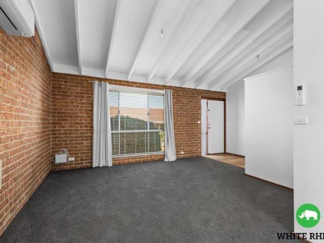 5/30 Mowatt Street, Queanbeyan