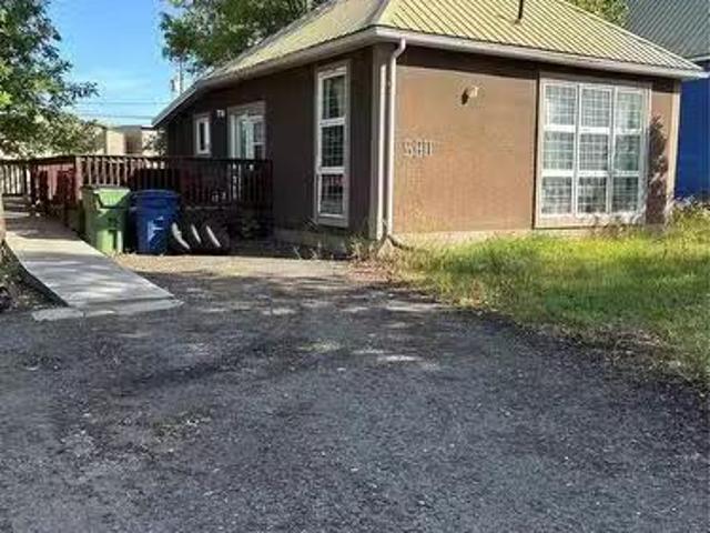 530 Manitoba Street E, Moose Jaw, SK, S6H 0A7 house for sale.