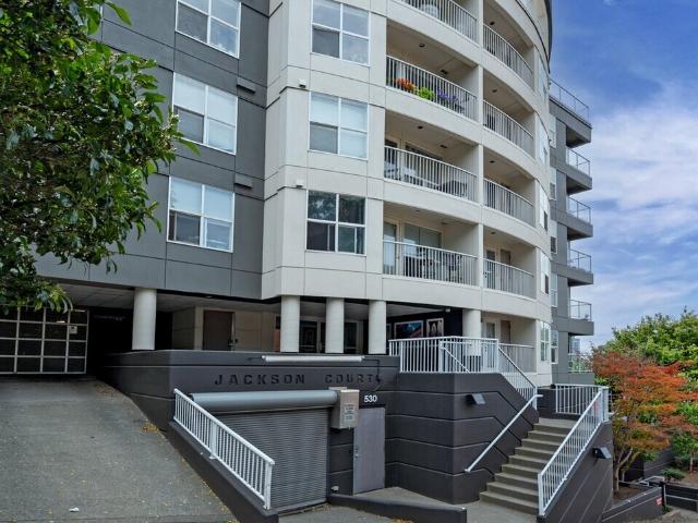 530 Melrose Avenue E # 605