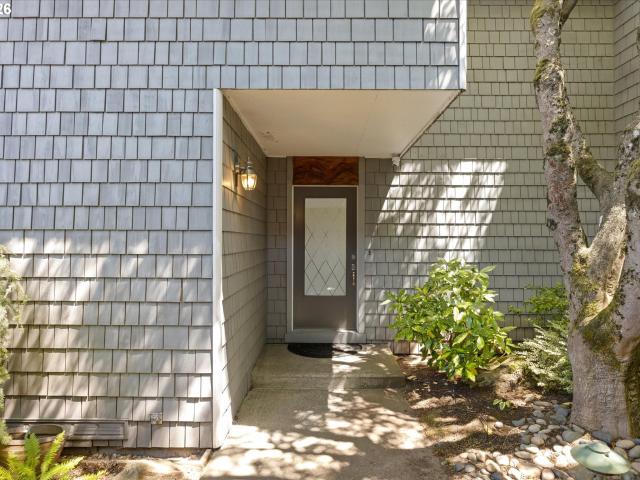 530 n hayden bay dr