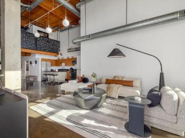 530 S Hewitt St, Unit 131, Los Angeles, CA 90013 | MLS #260005