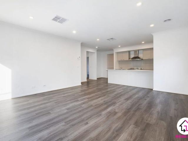 $530 PW AVAIL NOW