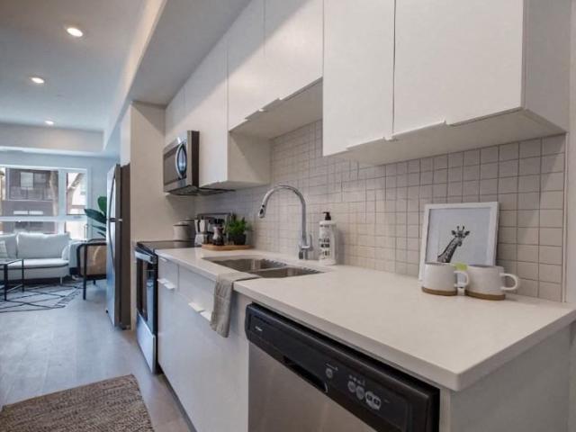 530 River Avenue 2 Bedroom Apartment for Rent at 530 River Ave, Winnipeg, MB R3L 0E2 Mcmillan
