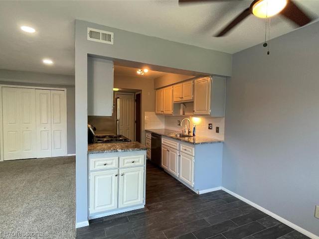 530 Riviera Drive, StClairShores, US, MI