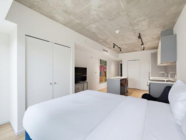 530 Rue Saint Hubert apartment — Montréal, QC 0 Bedroom 0 Bedroom