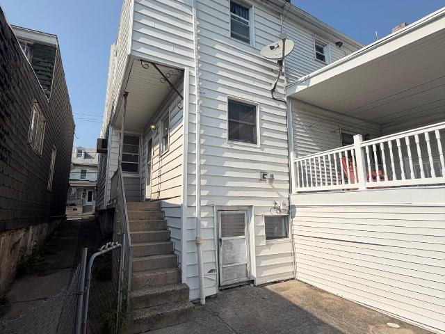 530 W Centre Street