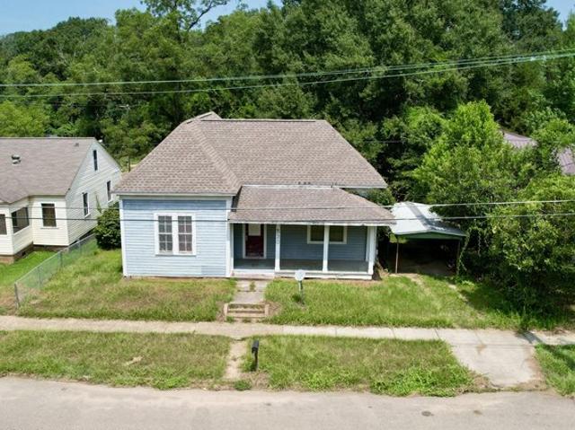 530 W New York Ave, McComb, MS 39648