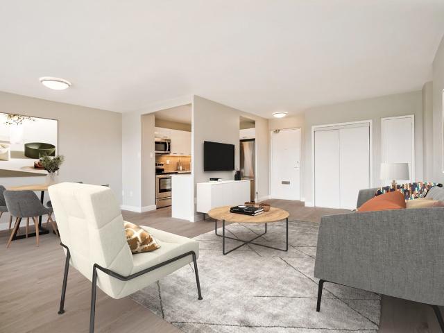 530 The East Mall 3 Bedroom Apartment for Rent at 530 The East Mall, Toronto, ON M9B 4A6 Eatonville