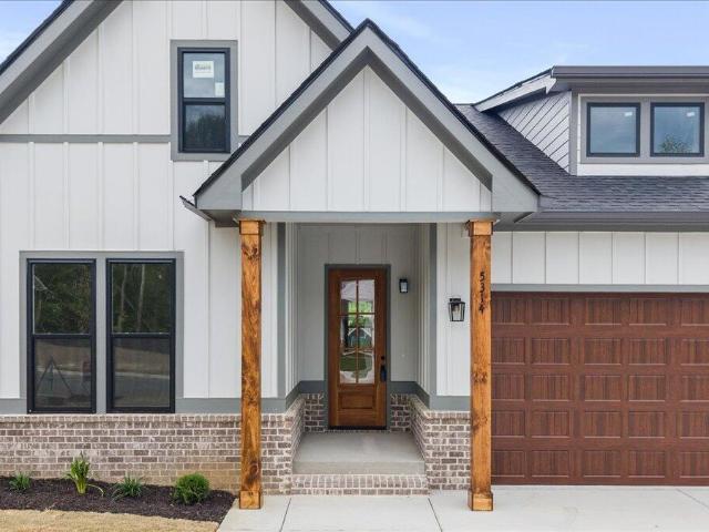 5314 Mia Court NW