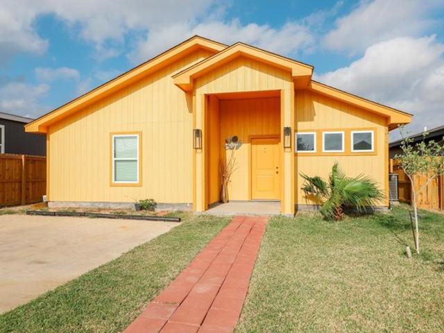 5314 Galicia Ln, Laredo, TX 78046