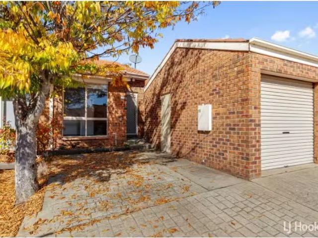 53/158 Starke Street, HOLT Townhouse for rent Listed by Leasi.