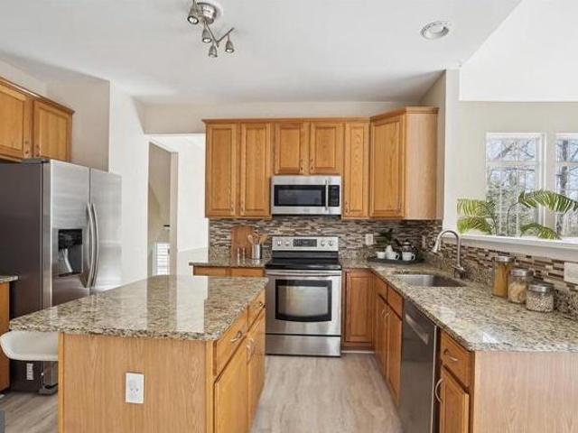 5317 Gunston Hall Drive