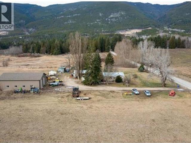 5311 30 Avenue Nw, Salmon Arm, BC, V1E 3A9 house for sale | Listing ID 10381 | Royal LePage