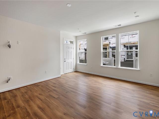5313 Twisting Vine Lane 103