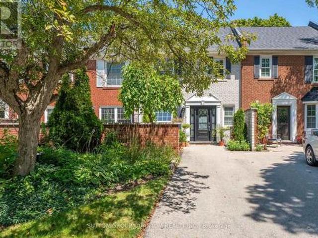 531 Arlington Boulevard, Burlington, ON, L7N 2S5 townhouse for sale | Listing ID W13855 | Royal LePage