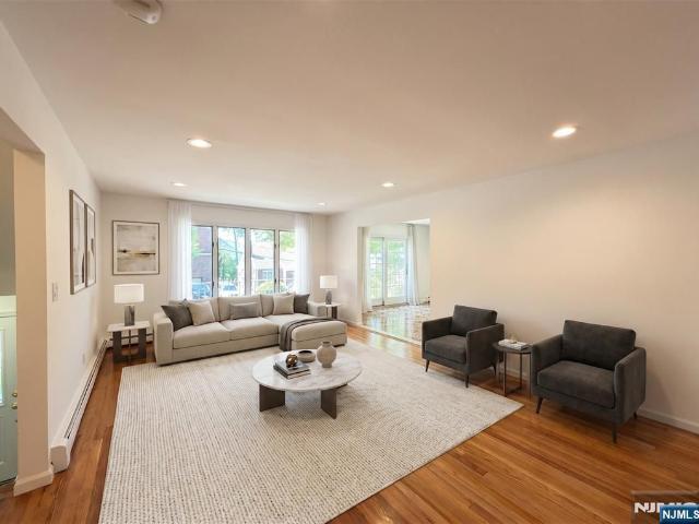 531 Day Avenue, Ridgefield, US, NJ