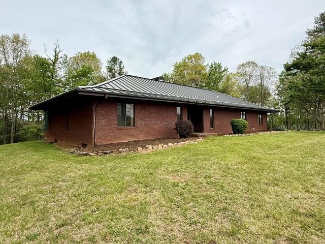 531 Northwoods Ln