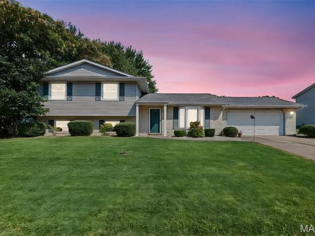 531 Whip Poor Will St, Troy, IL 62294