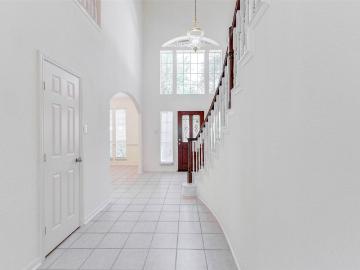 5326 Hanneck Valley Lane