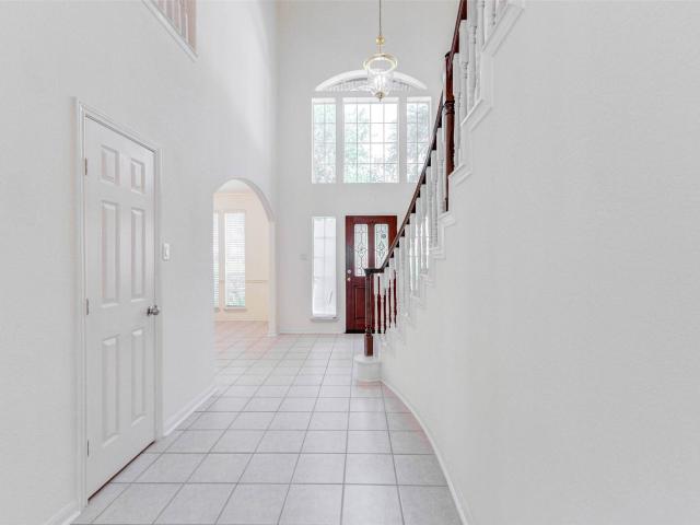 5326 Hanneck Valley Lane