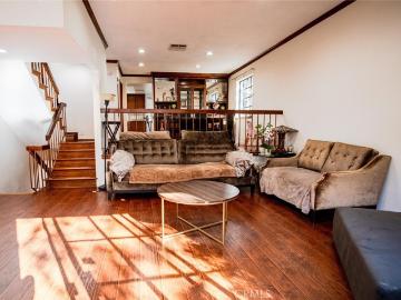 5327 Wilkinson Ave, Unit 6, Valley Village, CA 91607 | MLS #SR26011
