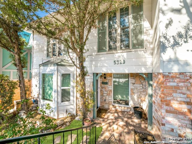 5329 Callaghan Rd, 3 beds, 3 full baths