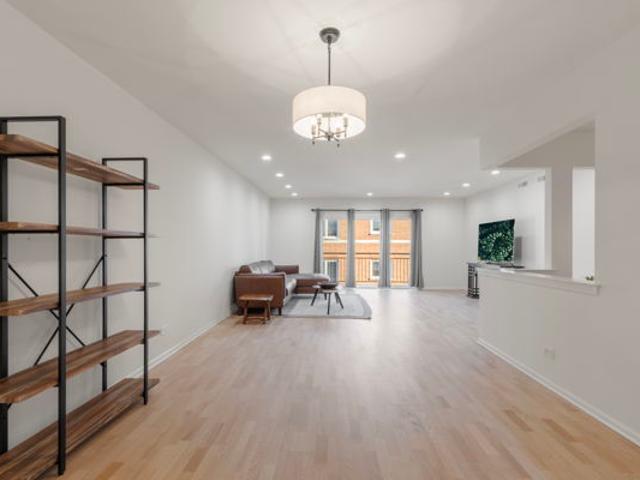 5320 N Lowell Avenue # 506