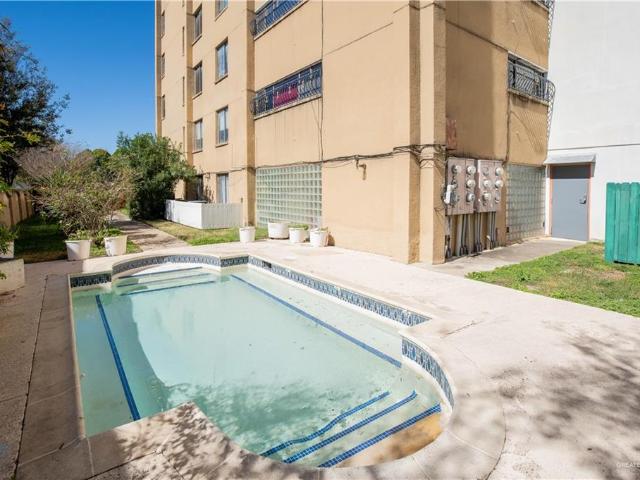 5321 N 10th Street 502