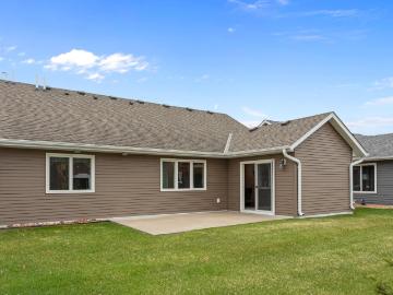 532 6th Court NE