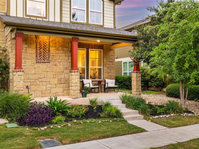 532 Lookout Tree Ln