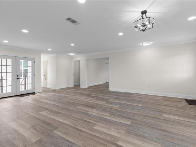 532 N Marlin Court