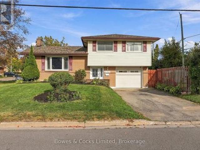 532 Raymond Street, Peterborough Northcrest Ward 5, ON, K9H 5M9 house for sale | Listing ID X13817 | Royal LePage