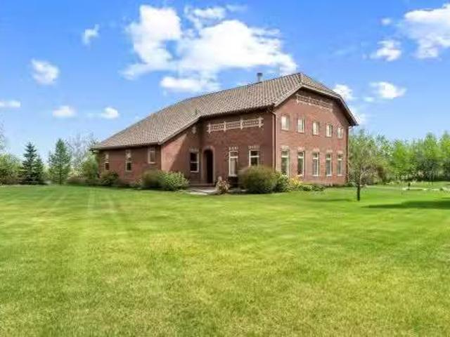 53341 Hwy 21, Rural Strathcona County, AB, T8A 4V1 house for.