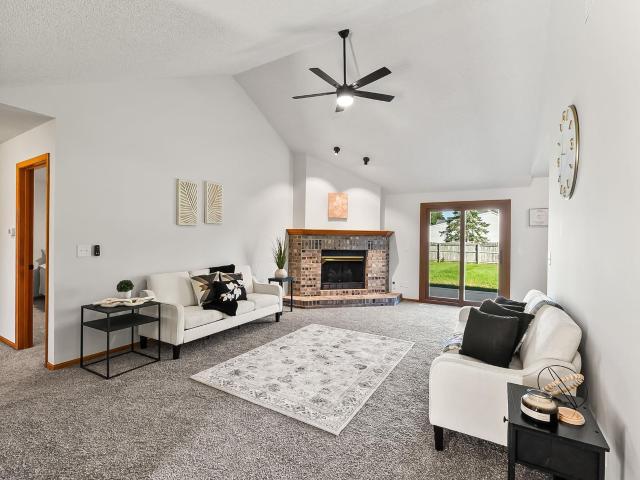 5334 Goldfinch Lane