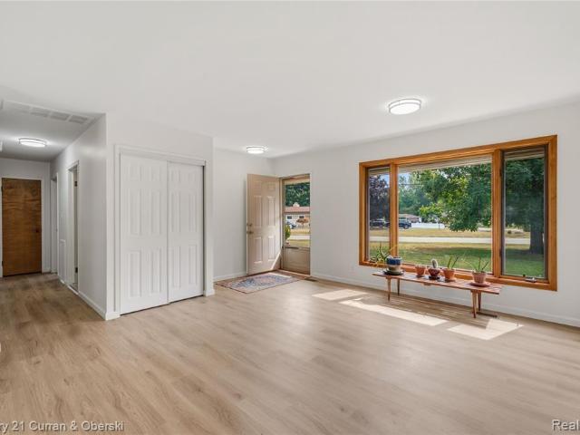 5336 W Briarcliff Knoll Drive