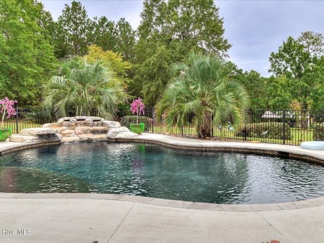 5330 Magnolia Lane