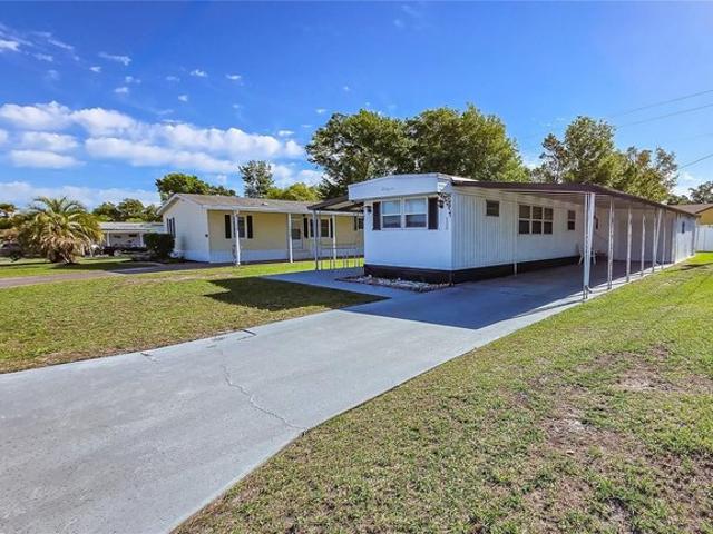 5330 Betmar Dr, Zephyrhills, FL 33542