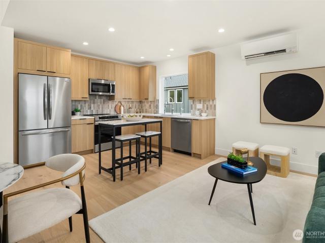 533 B N 70th Street