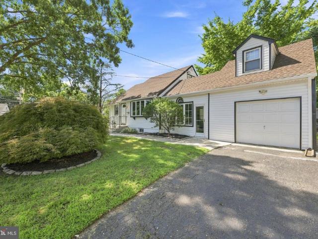 533 Dubois Avenue